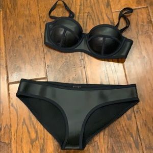 Triangl bikini